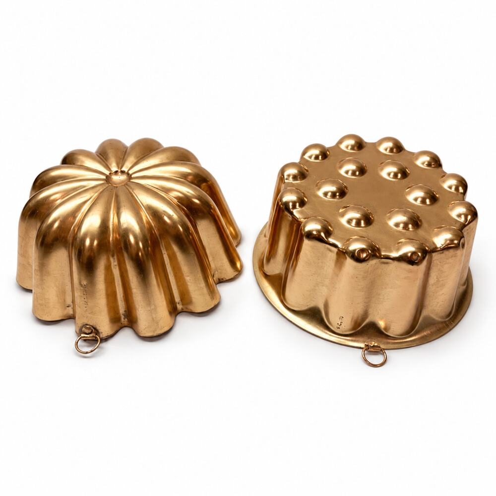 Copper Kitchen Molds Set of 2 Flower Dotted Hanging Wall Decor